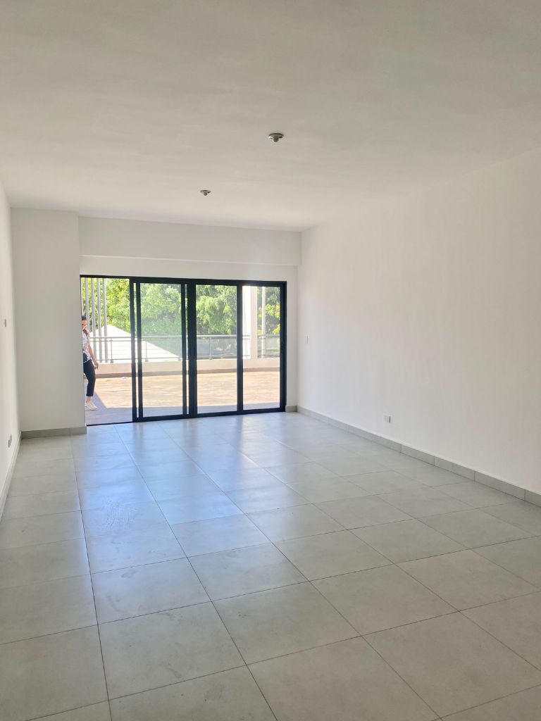 Apartamento nuevo con terraza de 75 mt2 en Viejo Arroyo Hondo en venta