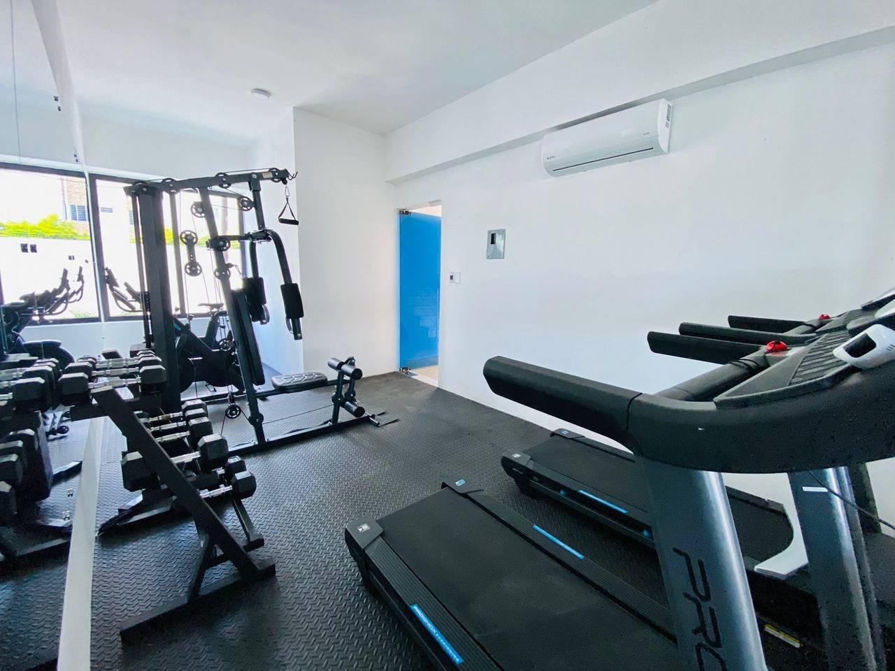 Lujoso Penthouse de 4 Habitaciones con Terraza Privada y Gimnasio Equipado de Venta en Villa María!