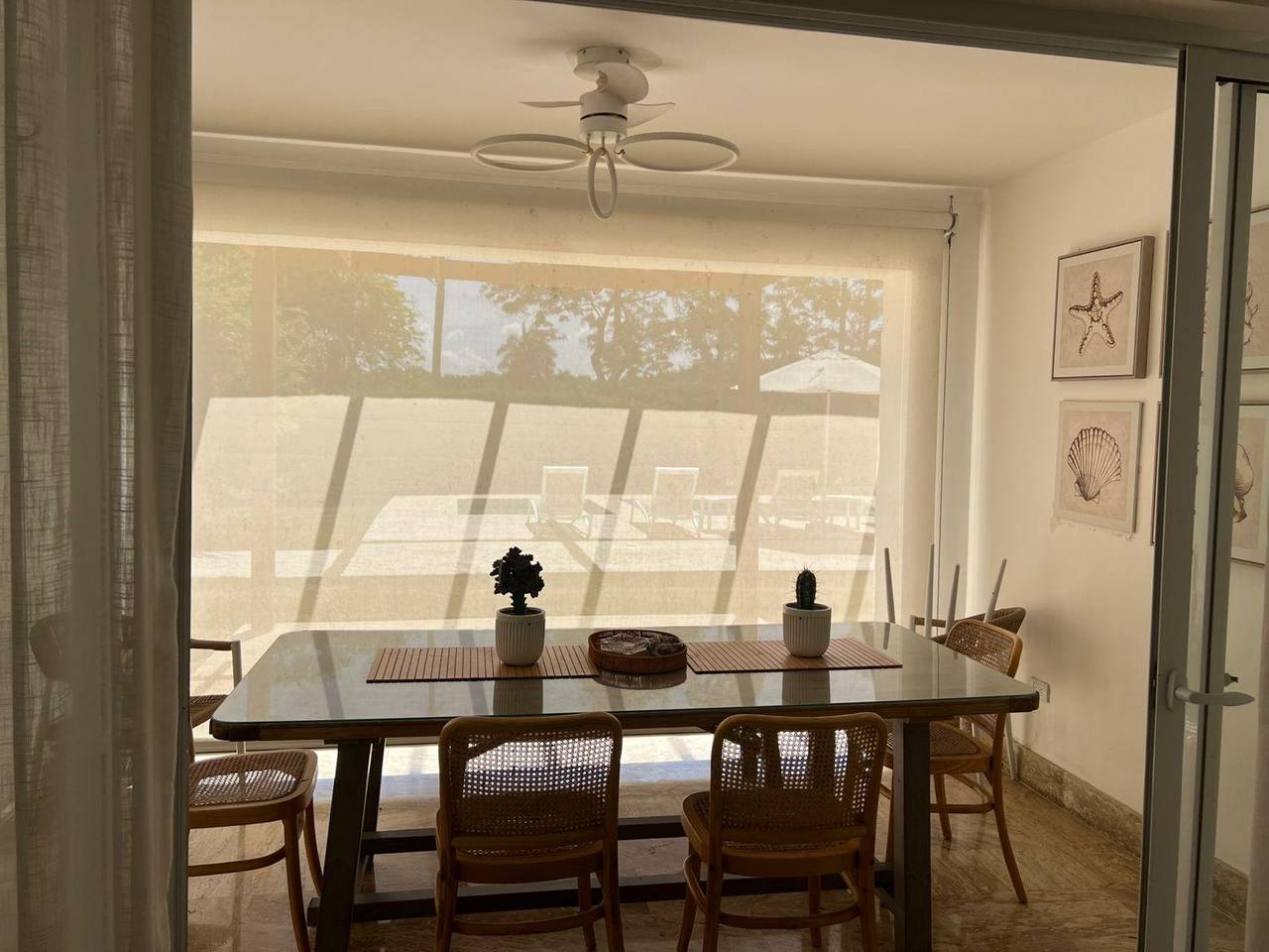 Espectacular apartamento amueblado de 2 habitaciones en Venta, Playa Dorada.