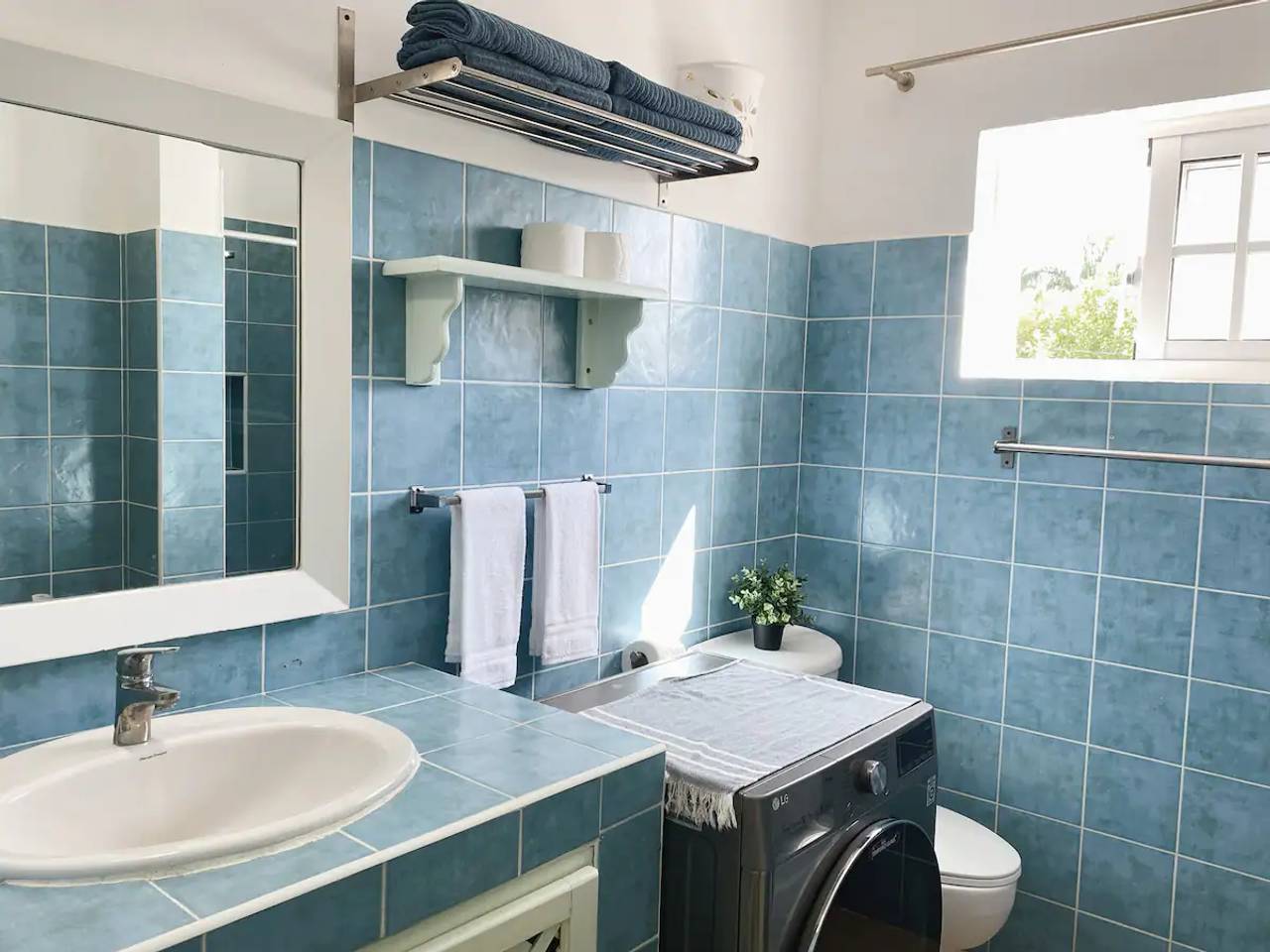 Comfy 3-Bedrooms Apartment for Sale in Las Terrenas!