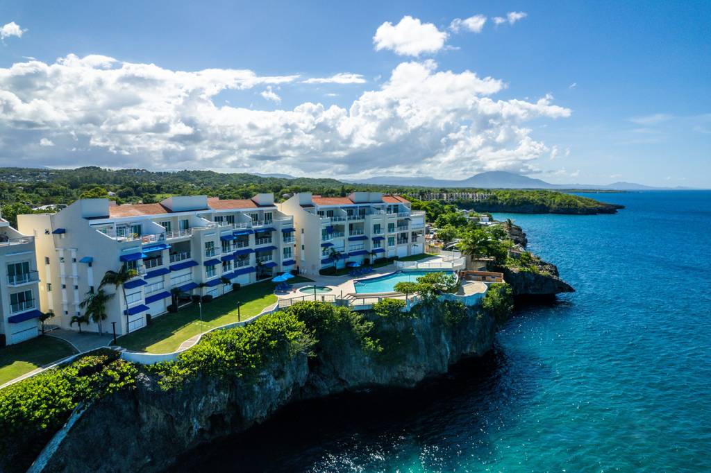 Penthouse de 4 Habitaciones con la Mejor Vista a la Bahía de Sosúa Disponible para Venta!