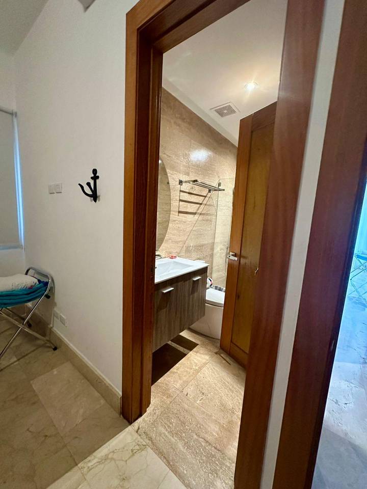 Fantastico apartamento amueblado de 2 habitaciones en Venta, Playa Dorada.