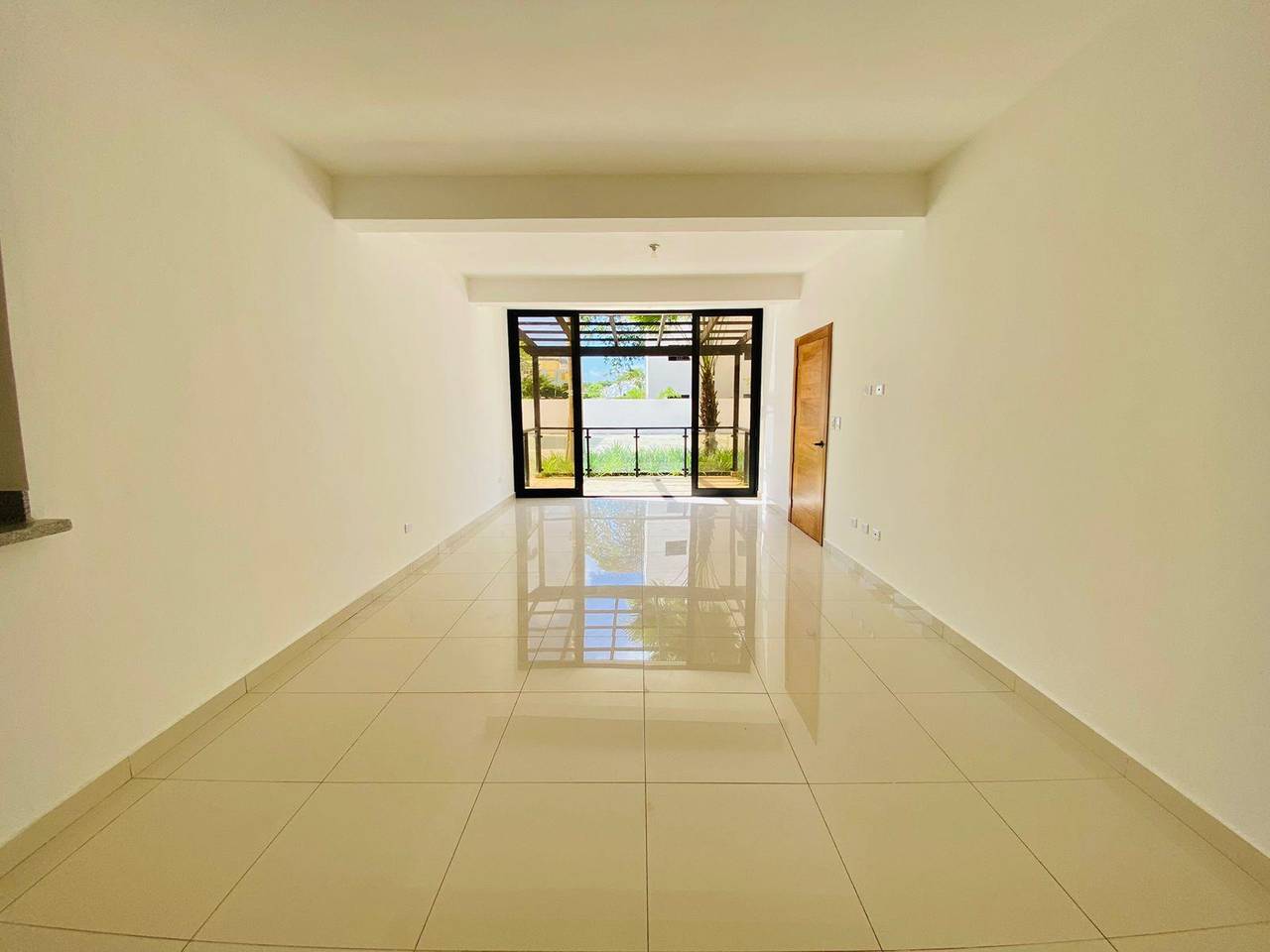 Moderno Apartamento Recién Terminado en Venta en Pleno Malecón de Puerto Plata!