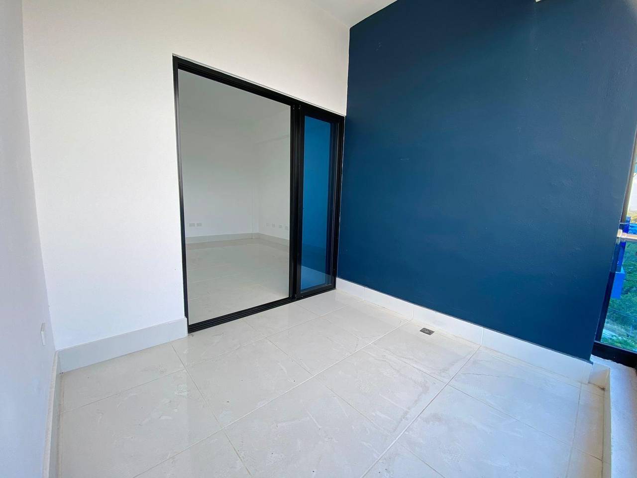 Moderno Apartamento 5to Nivel con 3 Habitaciones y Gimnasio Equipado de Venta en Villa María!