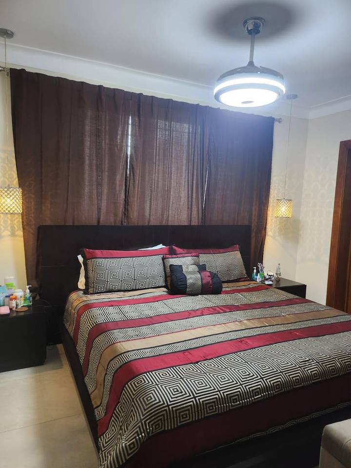 Apartamento en Venta en 1er nivel de 168m² en Ave. J. Pablo Duarte.