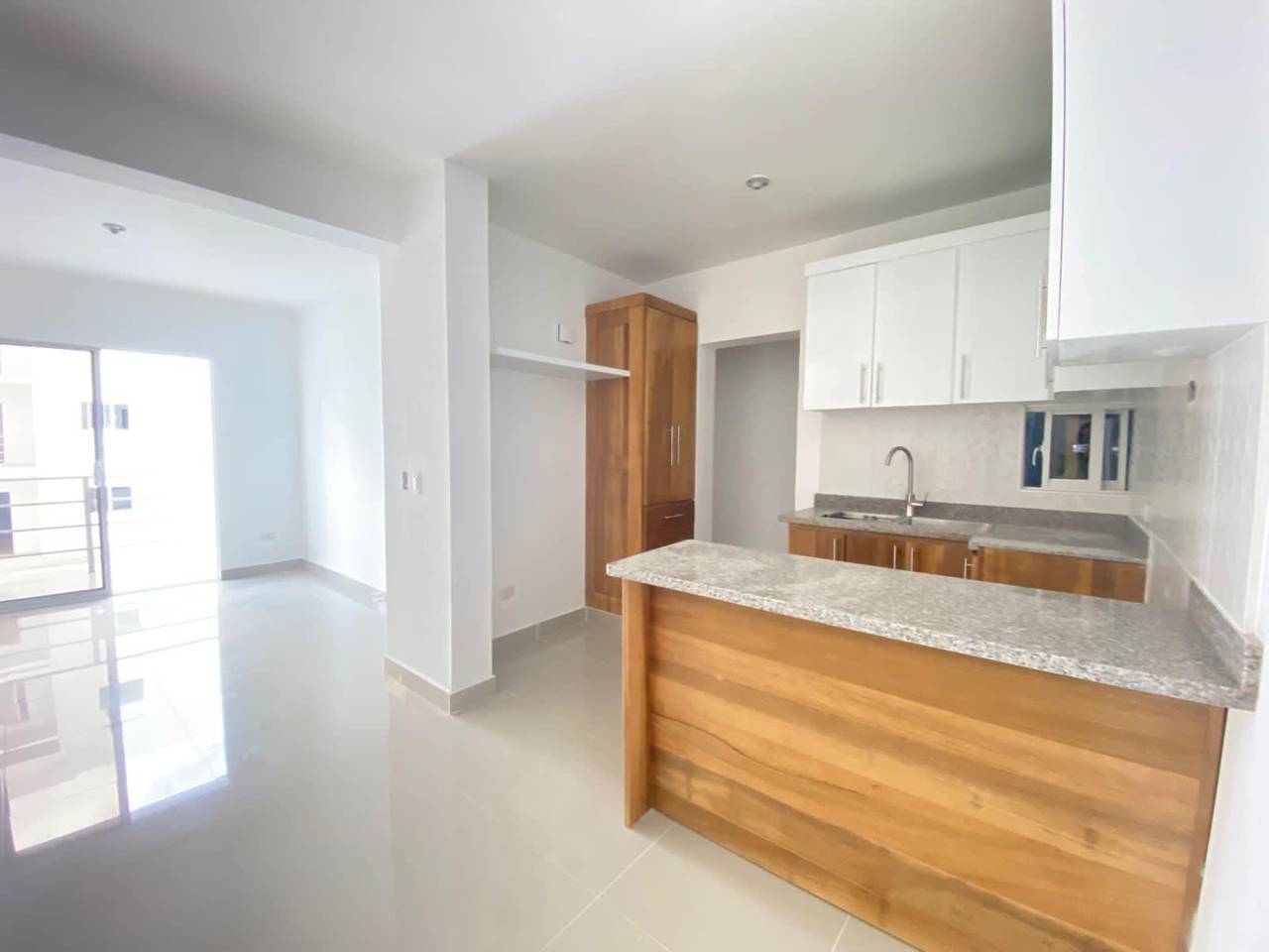 Apartamentos Nuevos de 3 Habitaciones de Venta en Proyecto con Piscina, Gimnasio y Cancha de Basketball en Gurabo!