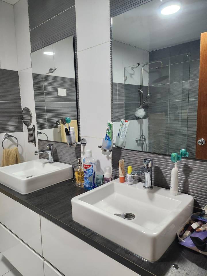 Apartamento en Venta en 1er nivel de 168m² en Ave. J. Pablo Duarte.