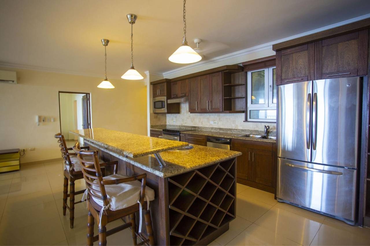 Apartamento de 3 Dormitorios con Vista al Mar en Venta. Sosúa, Puerto Plata.a