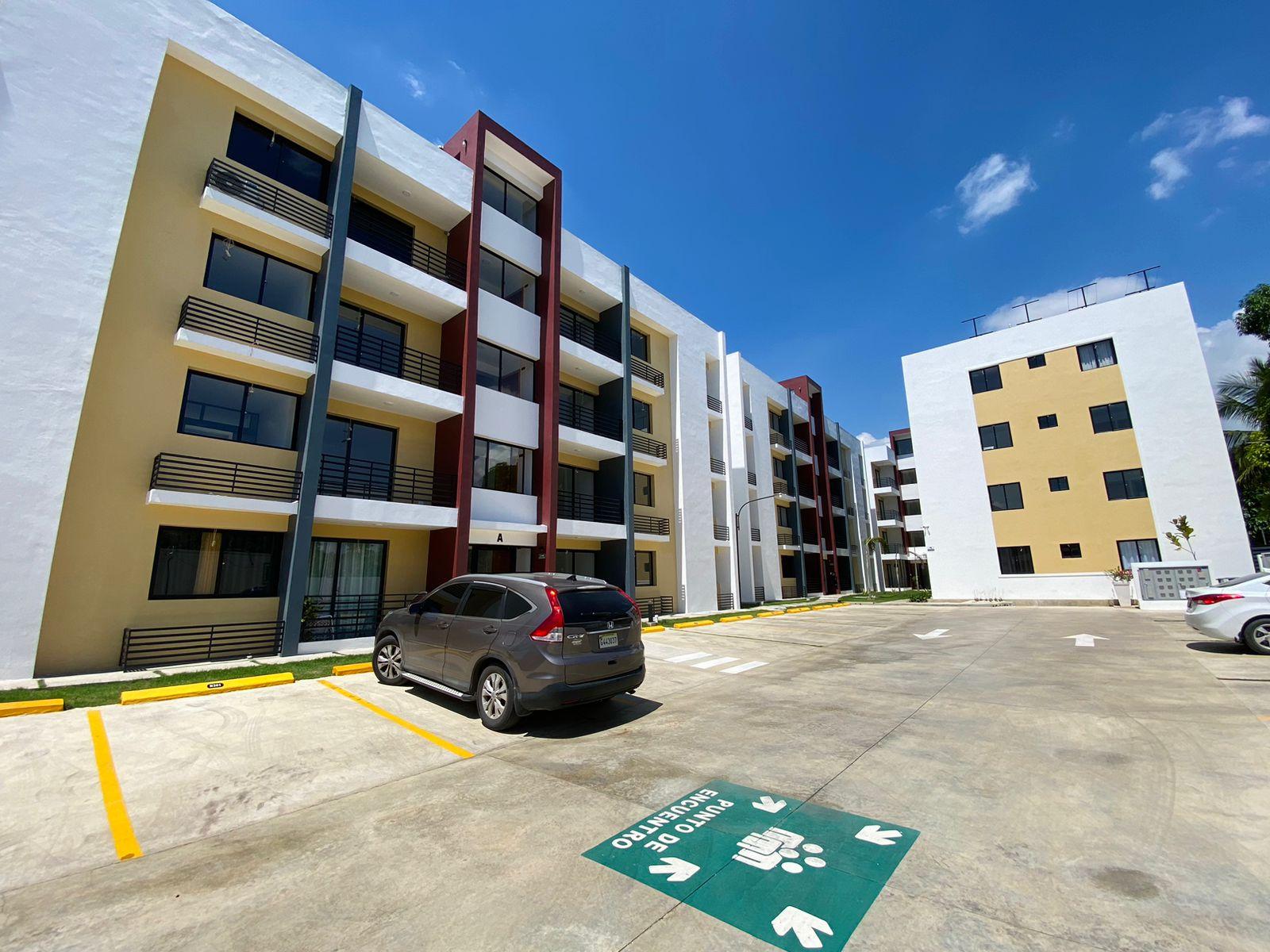 Apartamentos Nuevos con 3 Habitaciones, Piscina y Area BBQ de Venta en Pontezuela!