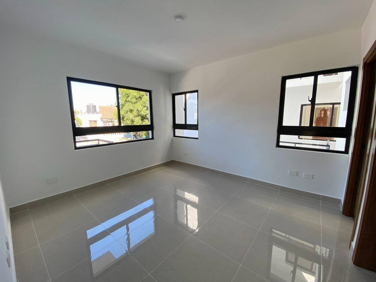 Apartamento a Estrenar en 2do nivel en Venta, Embrujo III, Santiago