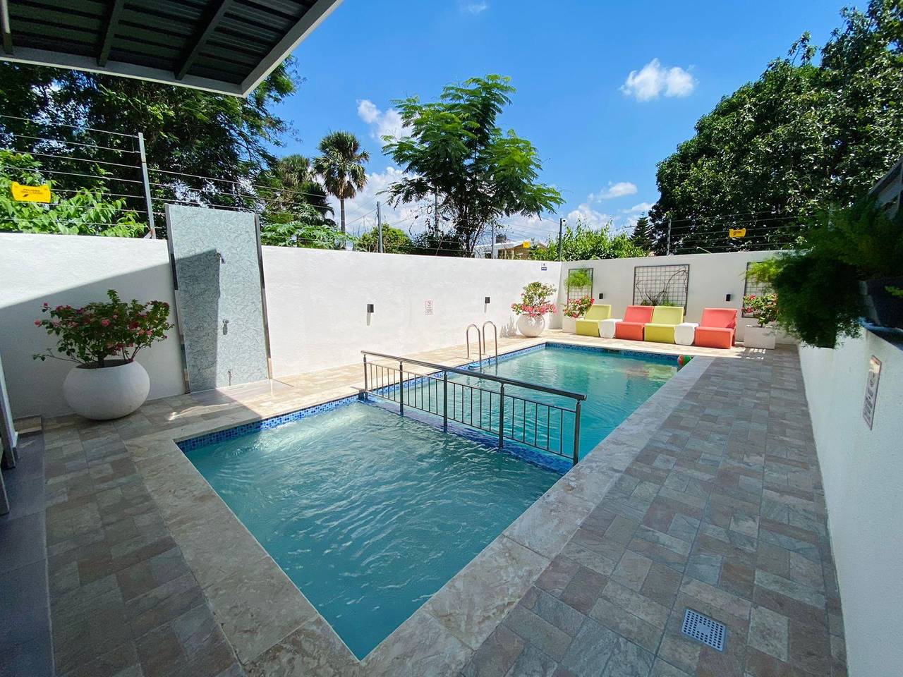 Apartamentos Nuevos con 3 Habitaciones, Piscina y Area BBQ de Venta en Pontezuela!