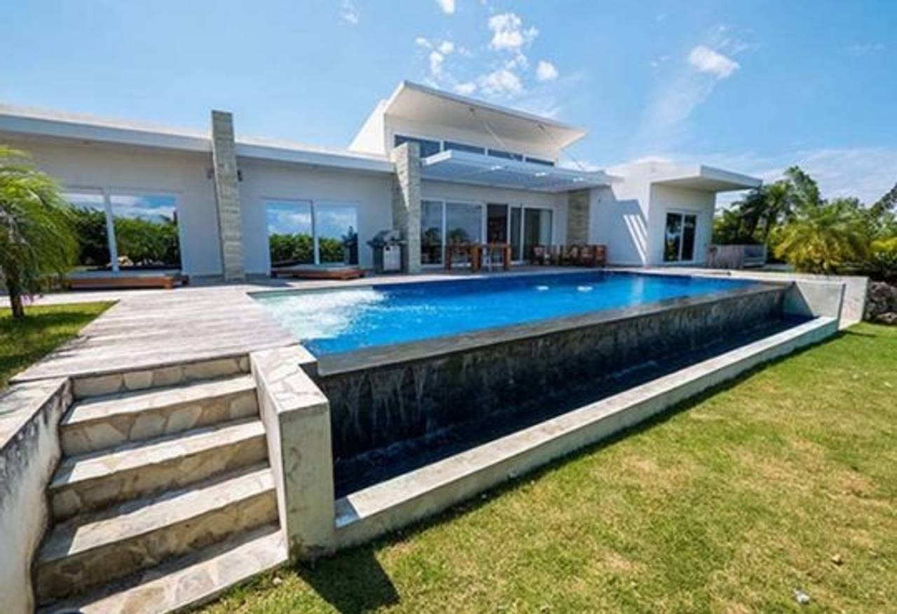 Stunning Ocean View Villa for Sale, Cabarete –