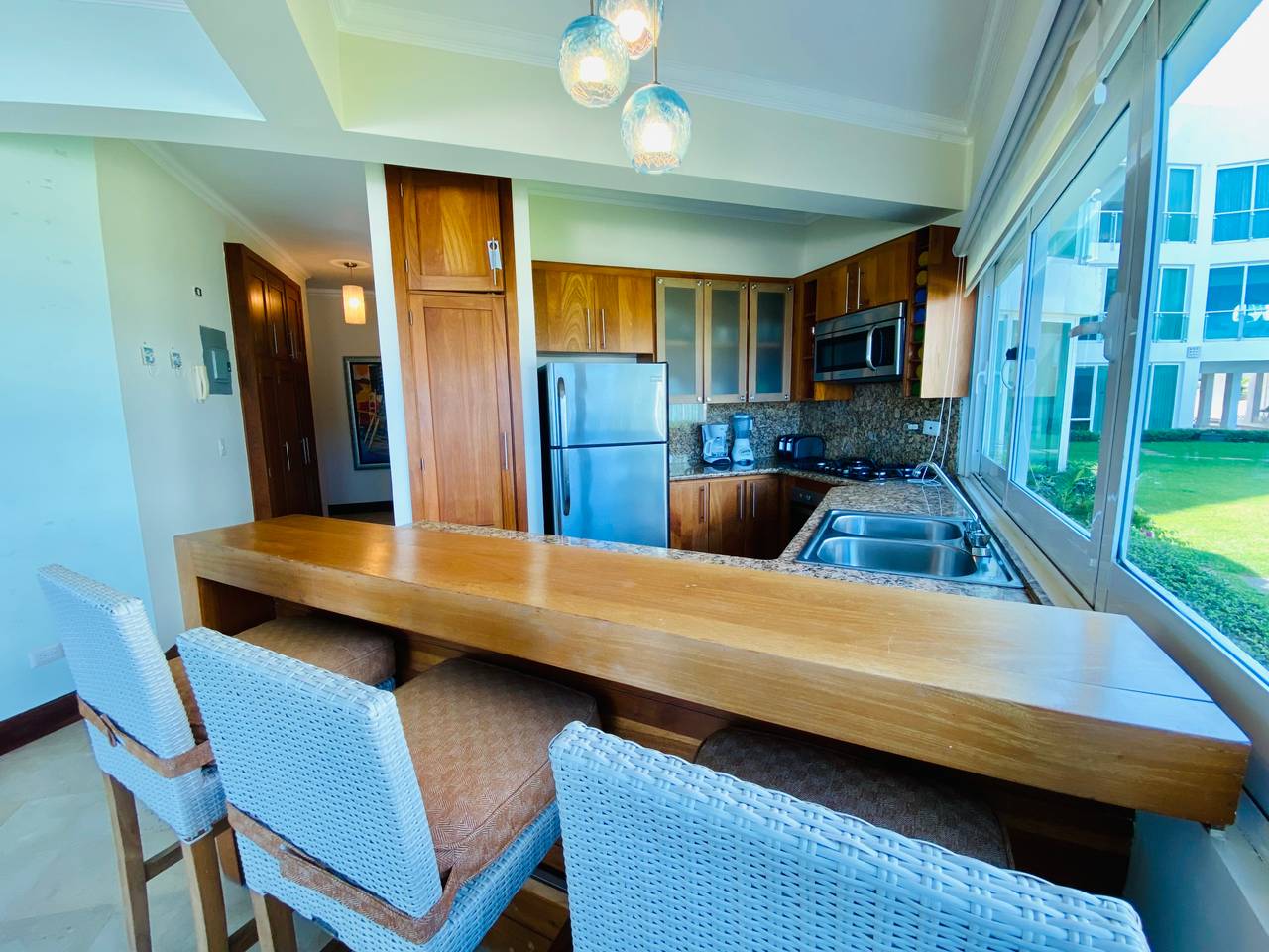 Apartamento Primer Nivel con Vista al Mar de Venta frente a Playa Semi-Privada de Sosúa!