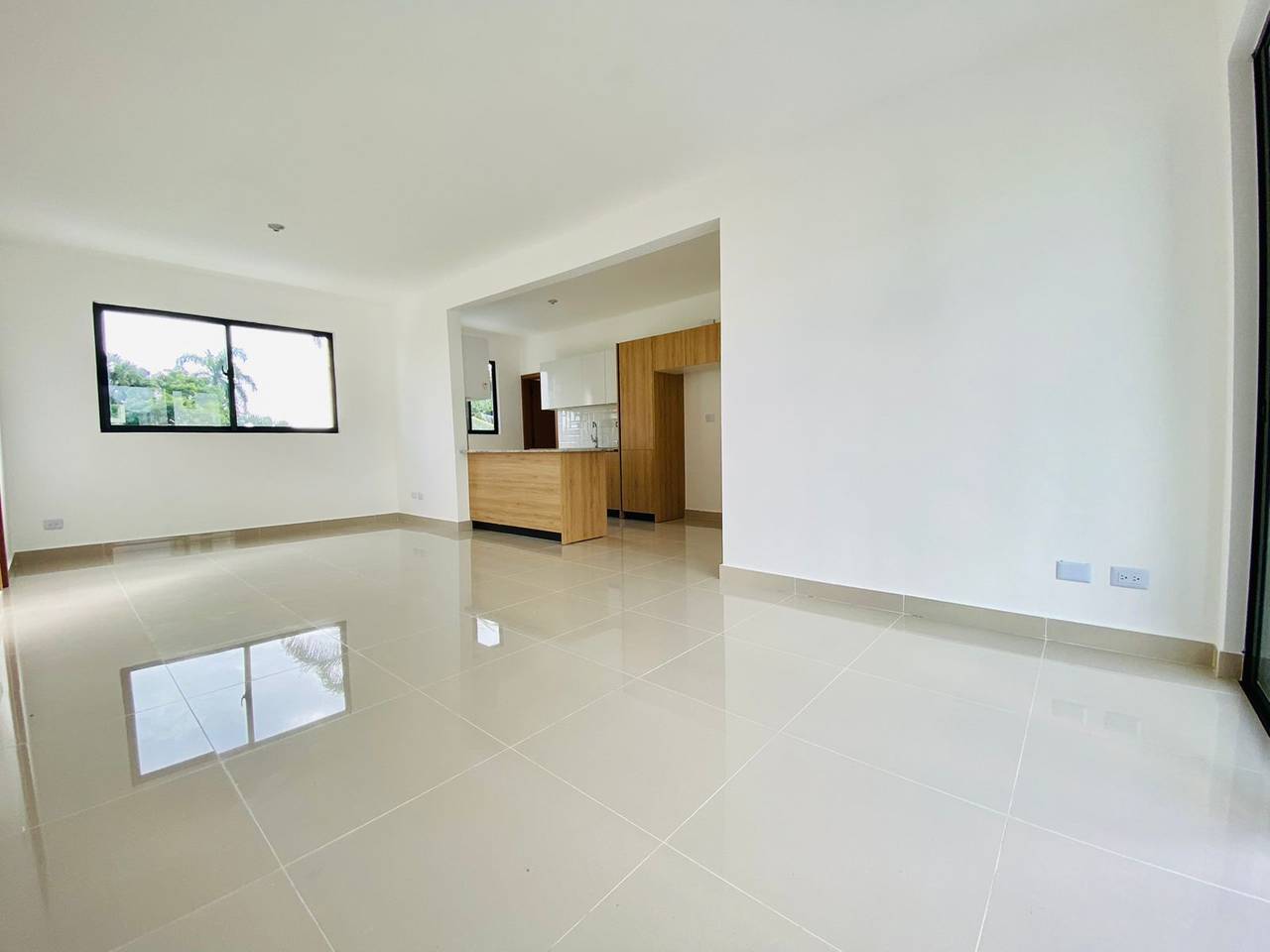Apartamentos Nuevos de 3 Habitaciones de Venta en Proyecto con Piscina  y Terraza Amueblada próximo a Los Laureles!