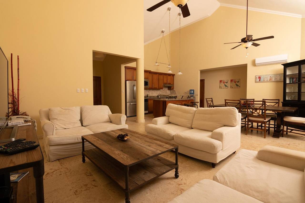 Apartamento de 3 Dormitorios con Vista al Mar en Venta. Sosúa, Puerto Plata.