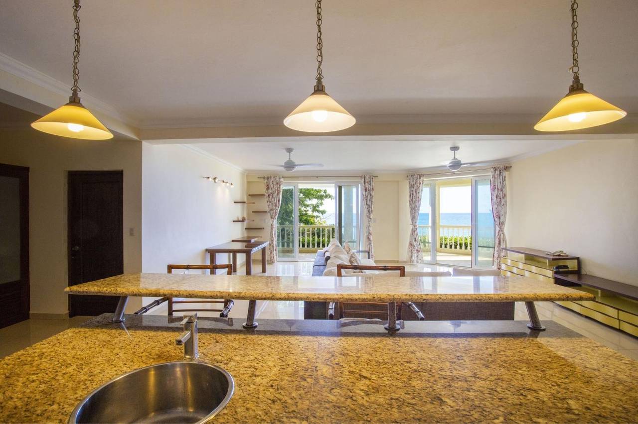 Apartamento de 3 Dormitorios con Vista al Mar en Venta. Sosúa, Puerto Plata.a