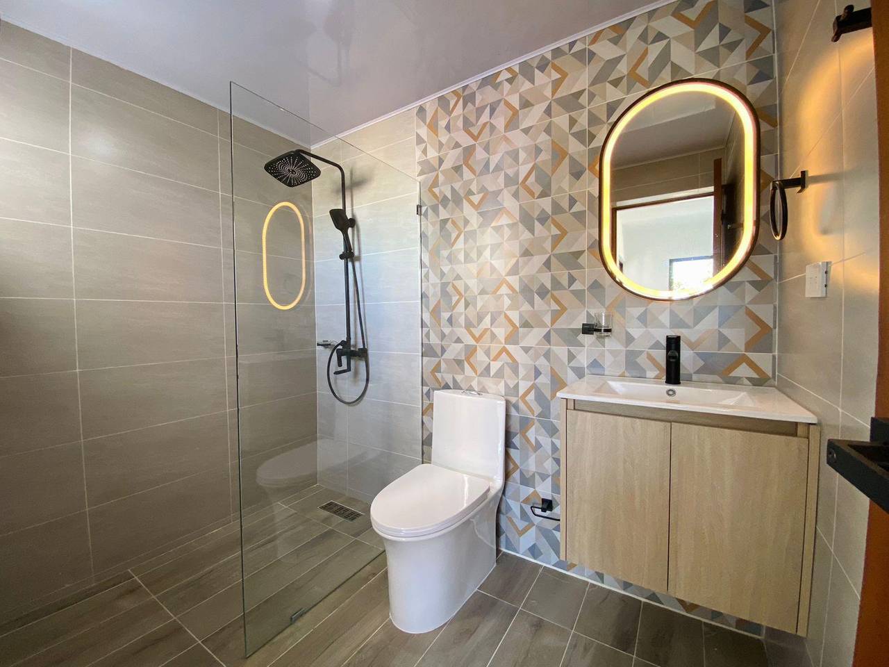 Apartamento a Estrenar en 2do nivel en Venta, Embrujo III, Santiago