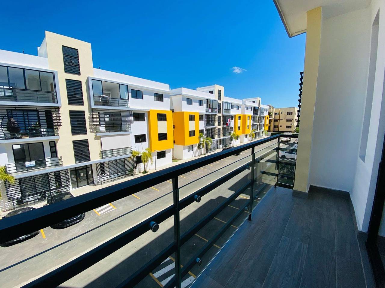 Apartamentos Listos para Estrenar con 3 Habitaciones de Venta en la Carretera Don Pedro!