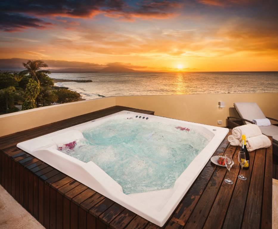 Exclusive Beachfront Penthouse with Private Jacuzzi and a Breathtaking Ocean View for Sale in Sosua!