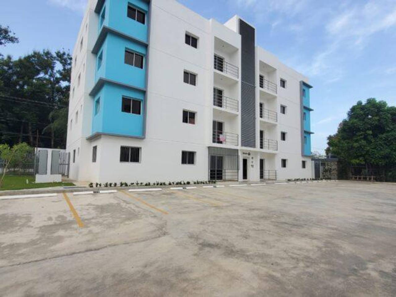 Apartamentos Nuevos de 3 Habitaciones de Venta en Proyecto con Piscina, Gimnasio y Cancha de Basketball en Gurabo!