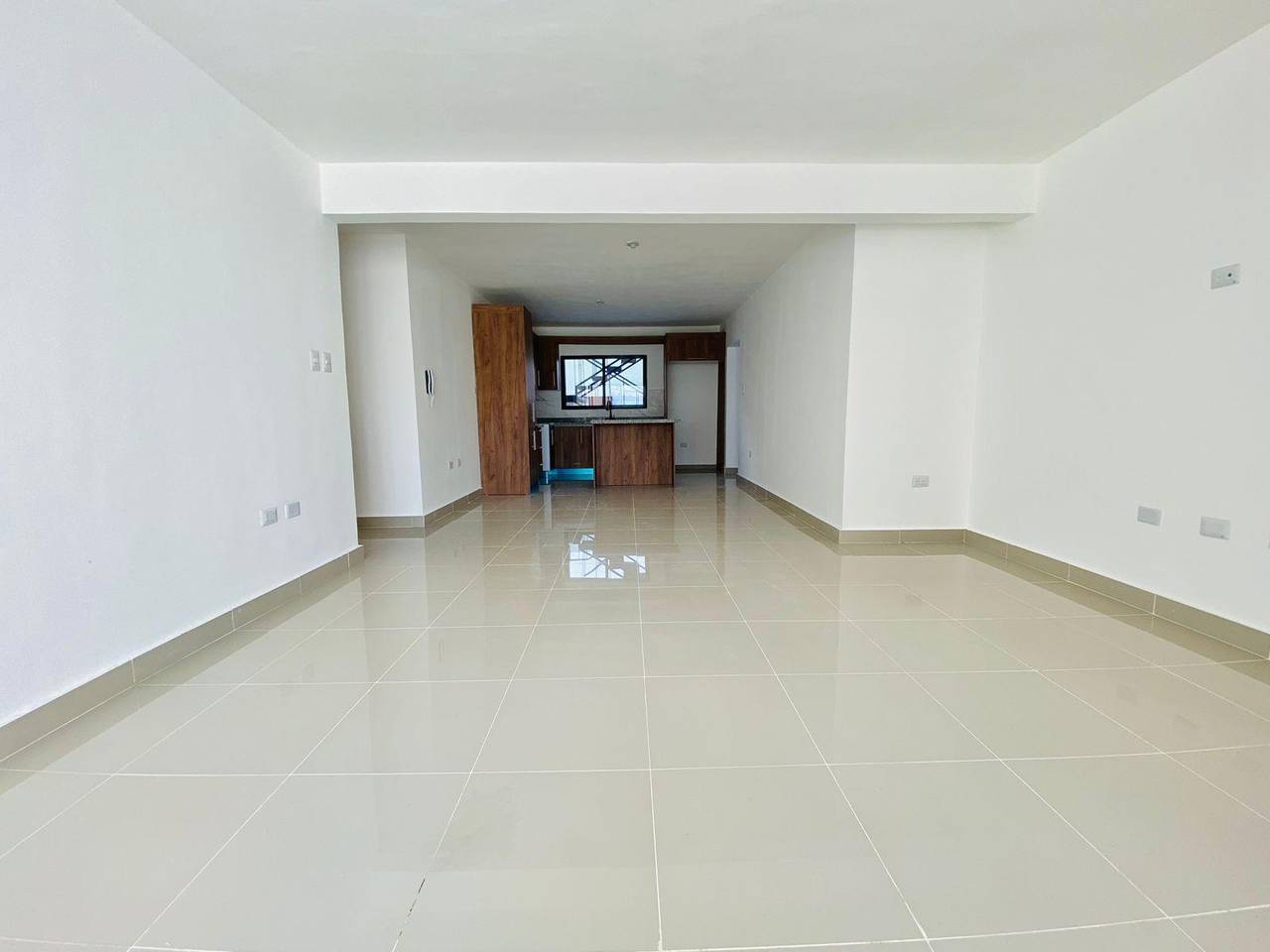 Apartamento en 3er Nivel con 3 Habitaciones, Piscina, Gazebo y Juegos Infantiles de Venta en los Llanos de Gurabo!