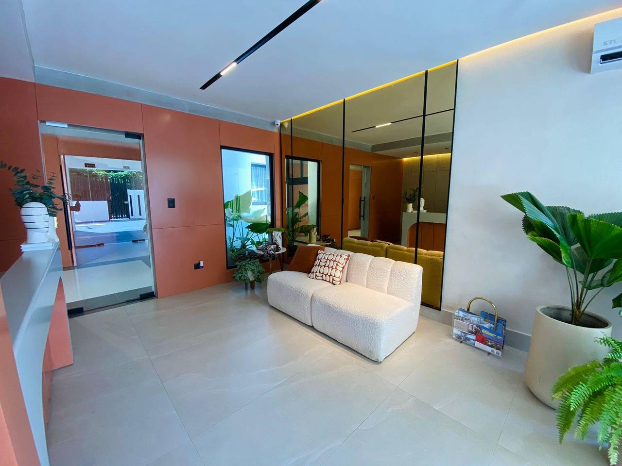 Modernos Apartamentos de 3 Habitaciones con Area Social Amueblada y Gimnasio Equipado de Venta en Los Llanos de Gurabo!