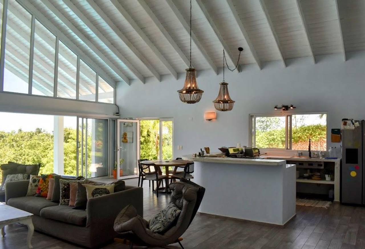 Villa con vista al Mar en Venta en La Catalina, Cabrera.