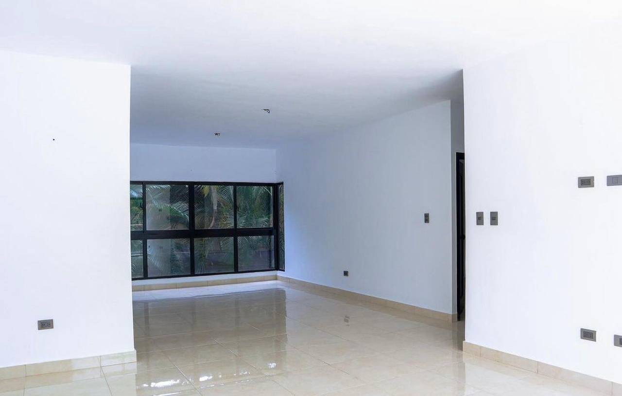 Bello Apartamento en venta en 2do nivel, Avenida Hispanoamericana, Santiago