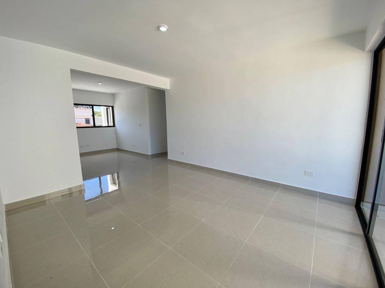 Apartamento a Estrenar en 2do nivel en Venta, Embrujo III, Santiago