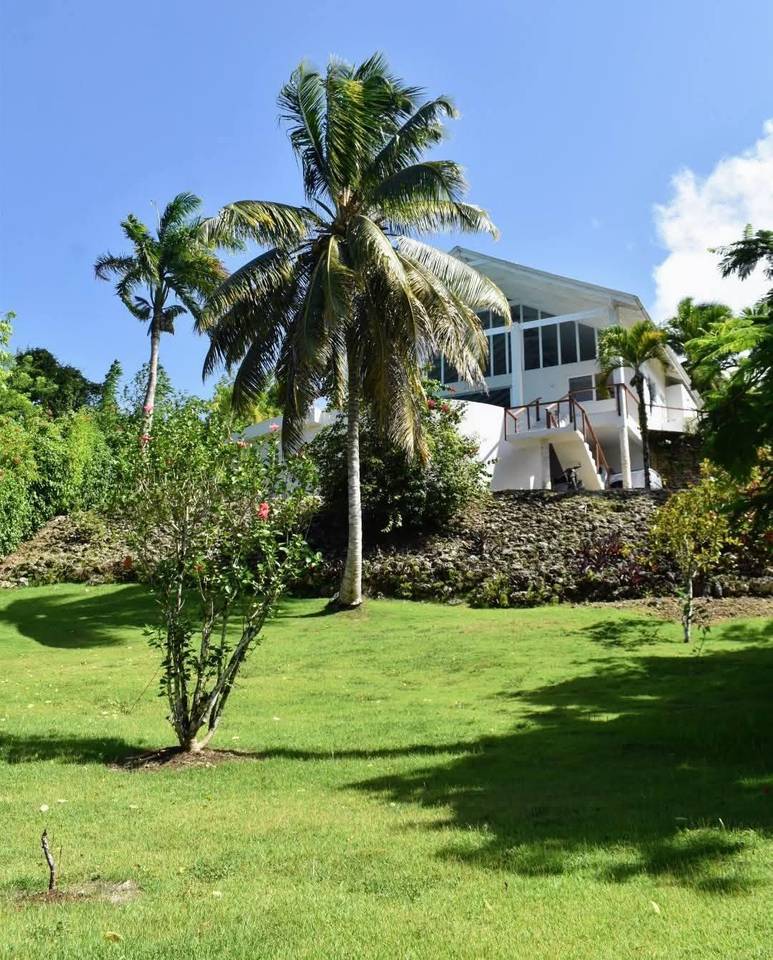 Villa con vista al Mar en Venta en La Catalina, Cabrera.