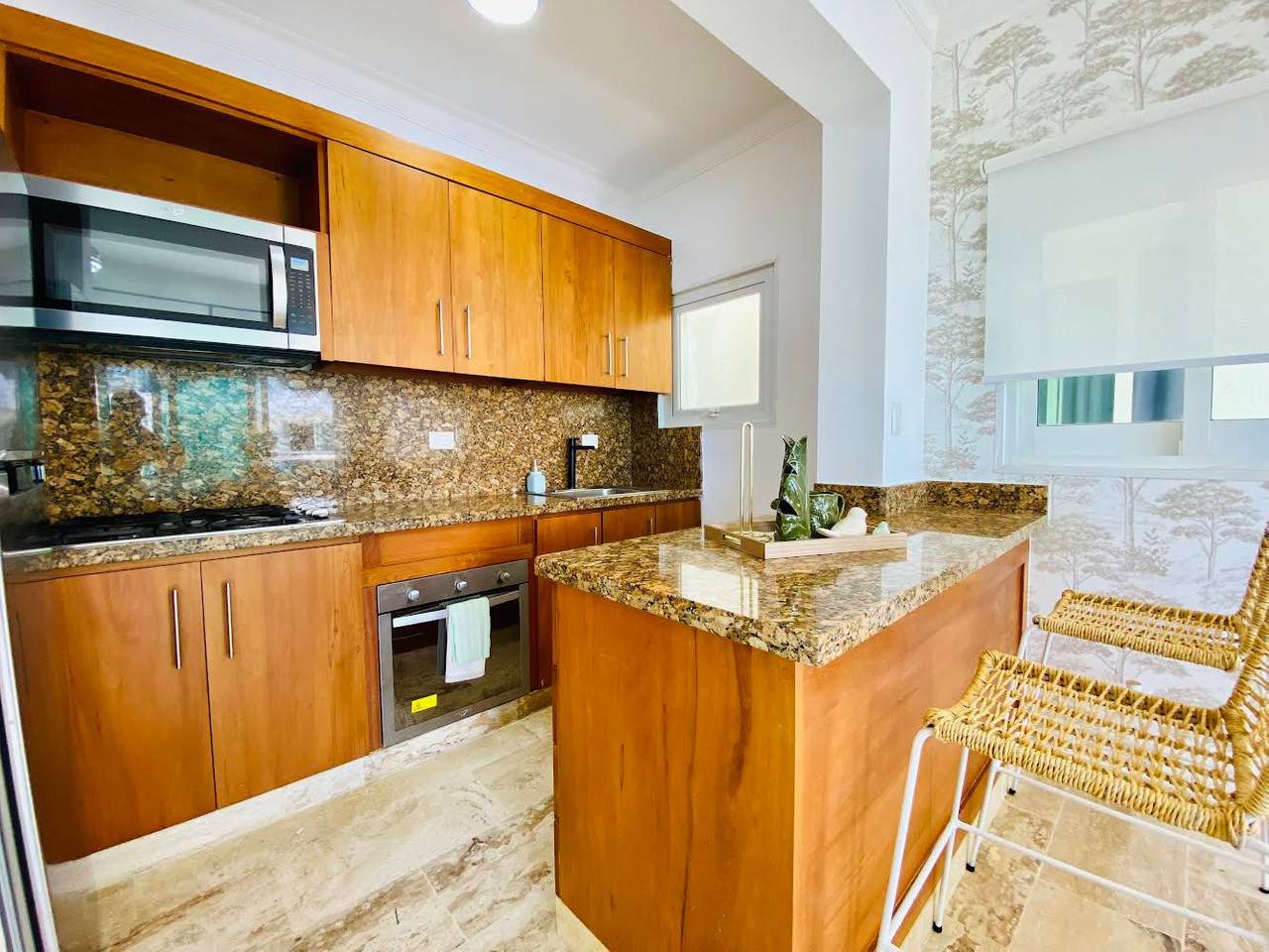 Apartamento tipo Penthouse con 2 Habitaciones y Vista al Mar de Venta frente a Playa de Sosúa!