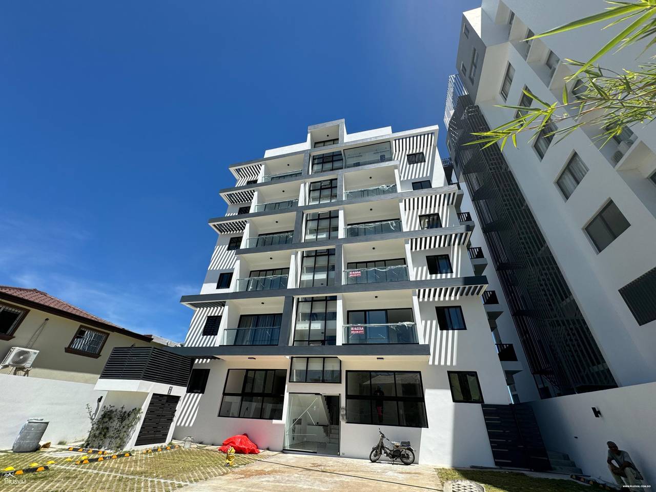 Apartamentos Nuevos de 3 Habitaciones con Rooftop, Gimnasio y Jacuzzi de Venta en la Urb. Thomen, Av. Hispanoamericana!