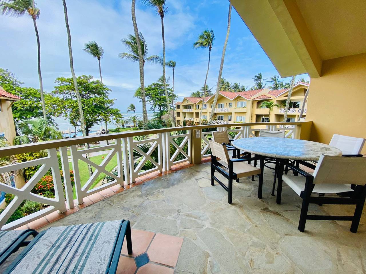 3-Bedrooms Top Floor Ocean View Condo for Sale in Cabarete Beachfront!