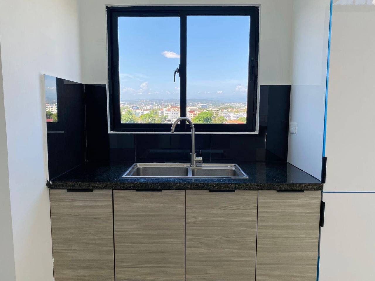 Penthouse Nuevo de 3 Habitaciones con Amplia Terraza Privada, Piscina y Gimnasio Equipado de Venta en Las Damas!