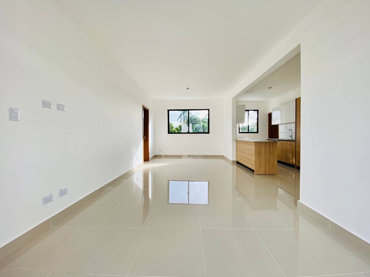 Apartamentos Nuevos de 3 Habitaciones de Venta en Proyecto con Piscina  y Terraza Amueblada próximo a Los Laureles!