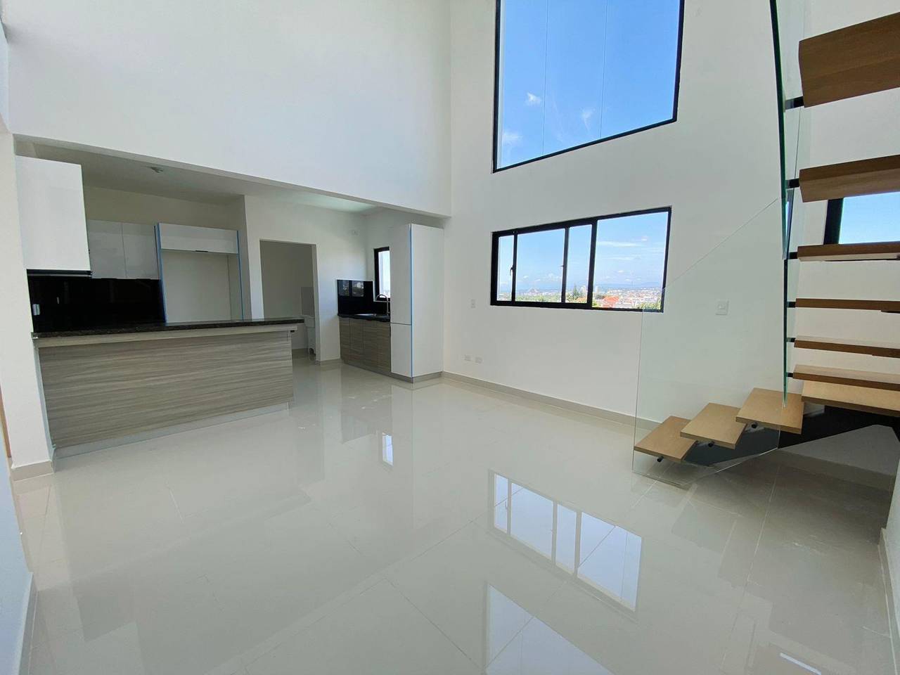 Penthouse Nuevo de 3 Habitaciones con Amplia Terraza Privada, Piscina y Gimnasio Equipado de Venta en Las Damas!