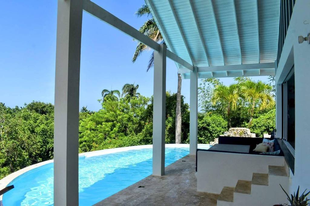 Villa con vista al Mar en Venta en La Catalina, Cabrera.