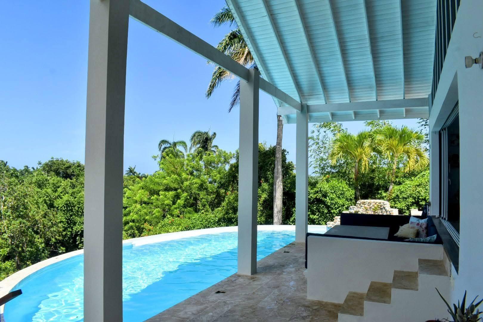 Villa con vista al Mar en Venta en La Catalina, Cabrera.
